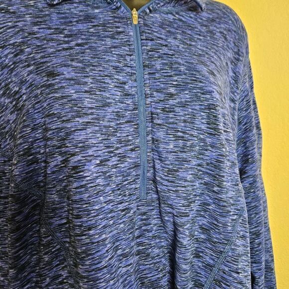 Zella Athletic Pullover  - Picture 3 of 8